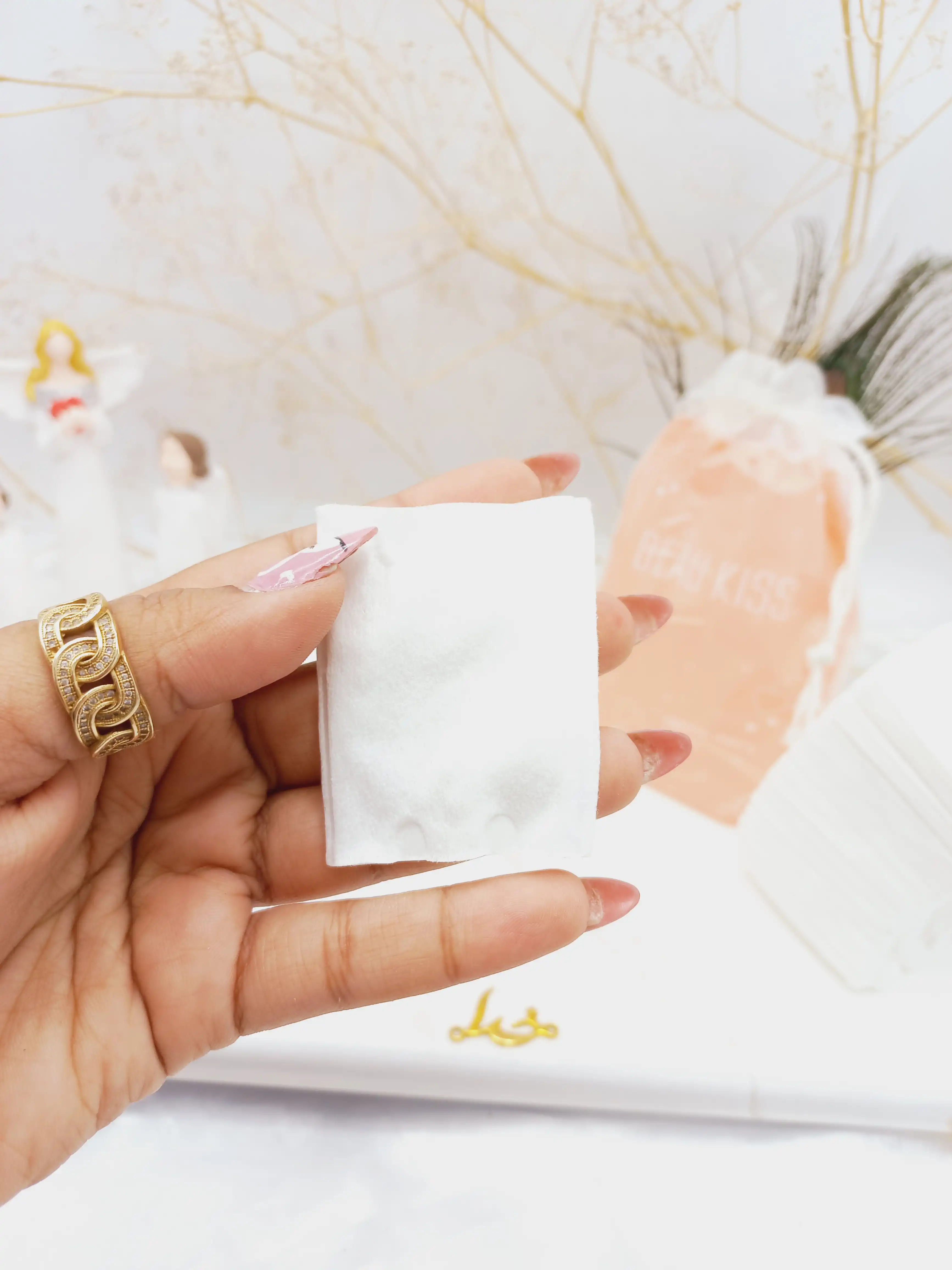 پد پاک کننده آرایش صورت بسته 60 عددی با کیفیت