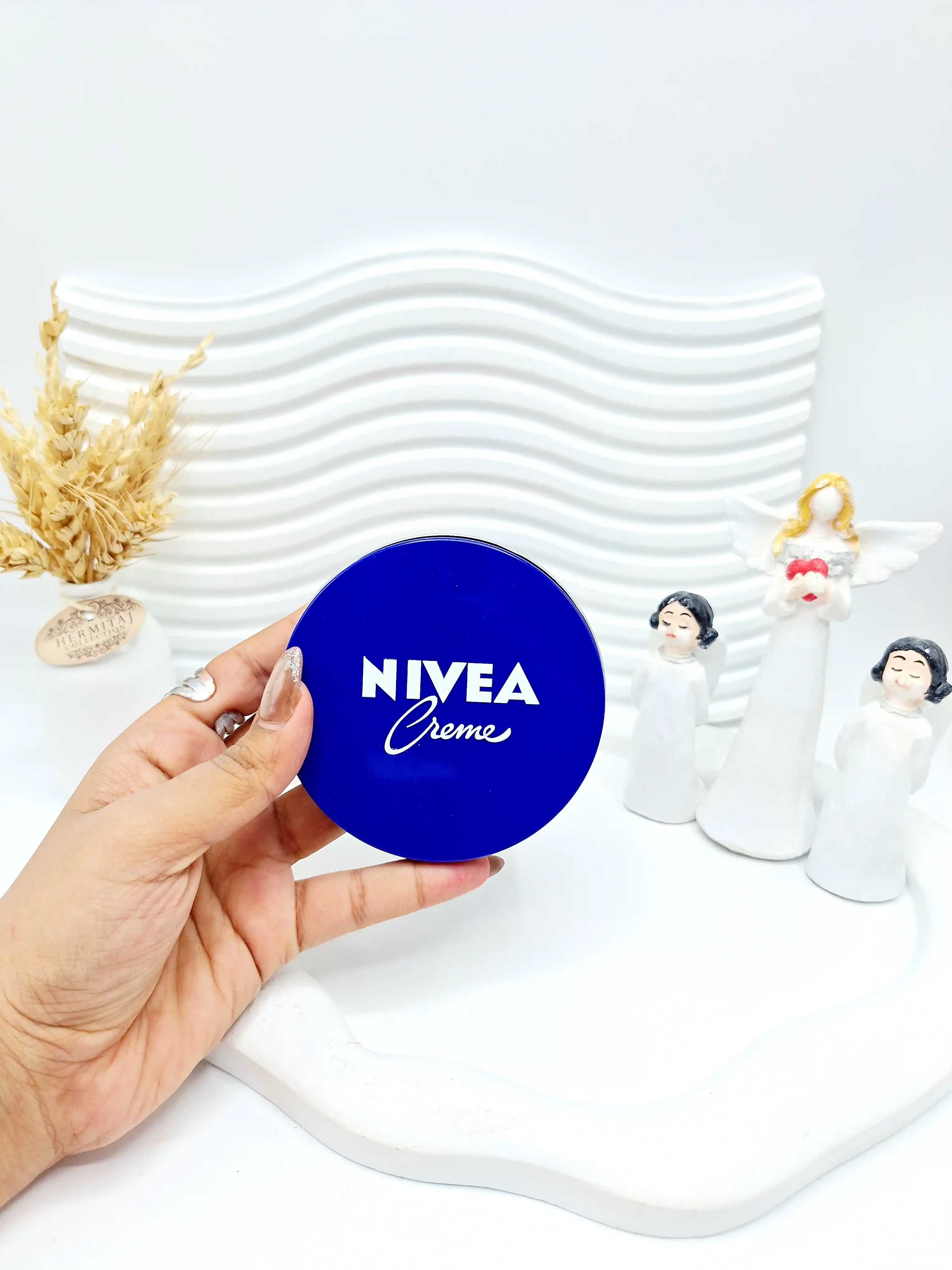 کرم مرطوب کننده کاسه ای سایز 150 میل آبی برند نیوا کد 4128